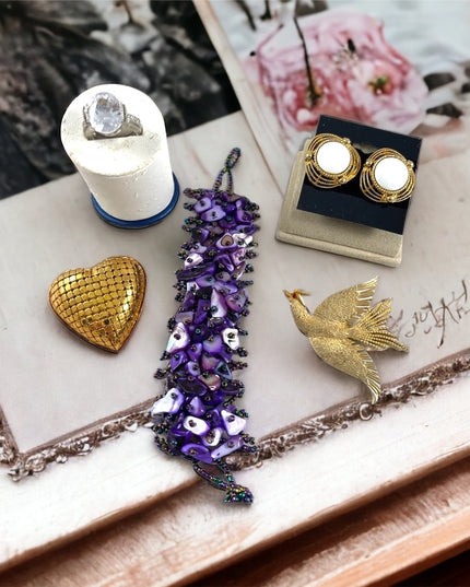 Vintage Jewelry lot Gold shell heart bird earrings