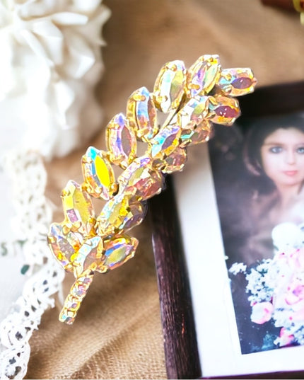 Vintage 1960s AB crystal Leaf brooch gold finish