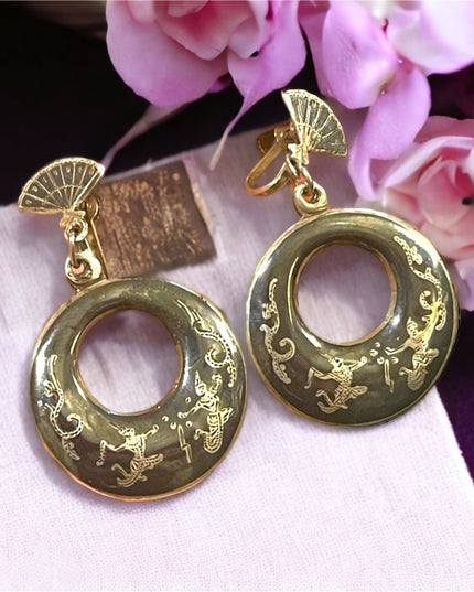 Vintage Siam Sterling 925 Black enameled round dangle goddess etched earrings