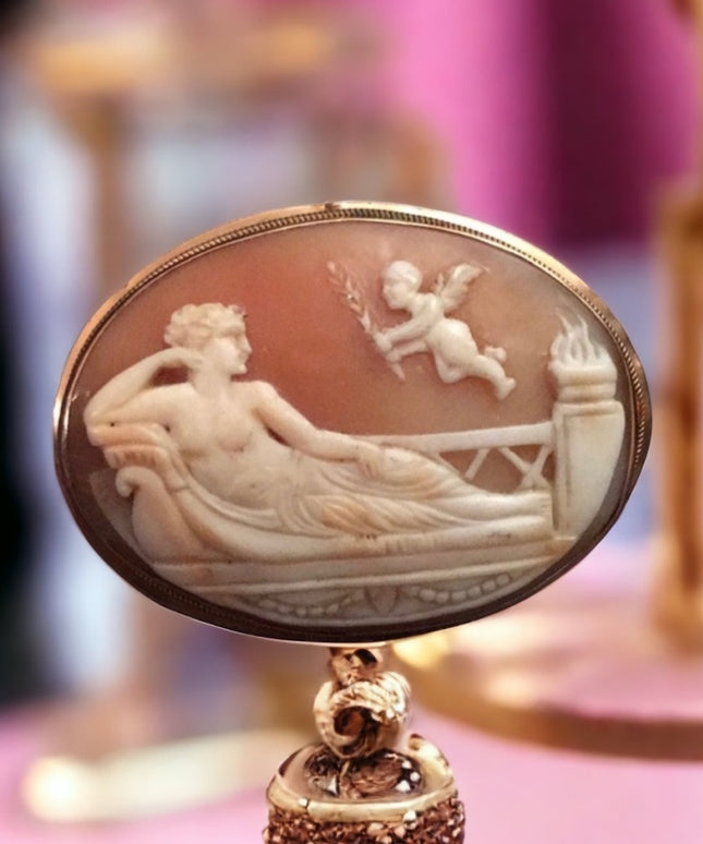 Antique Victorian 14k Gold Angel Cameo Brooch