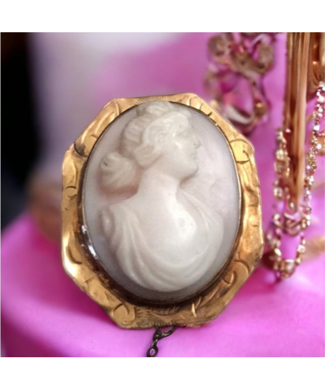 Victorian Antique 10k Gold Cameo