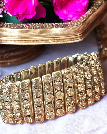 Vintage 1950s Stretchy Silver finish Crystal rhinestone Quality heavy bracelet