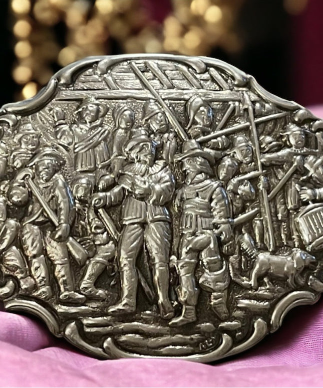 Antique Dutch Battle scene silver brooch