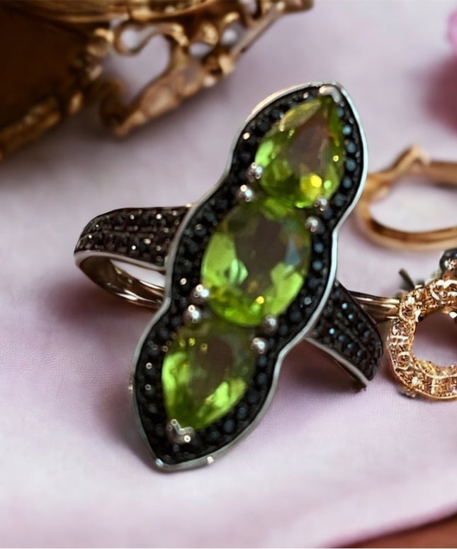 VTG Peridot sterling silver 925  marcasite oblong ring statement