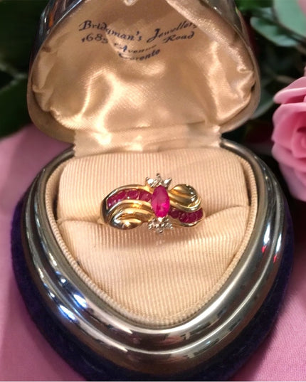 10k gold Ruby Diamond ring Beauty!