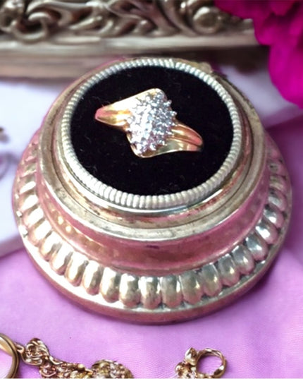 10k gold diamond ring vintage cluster dinner