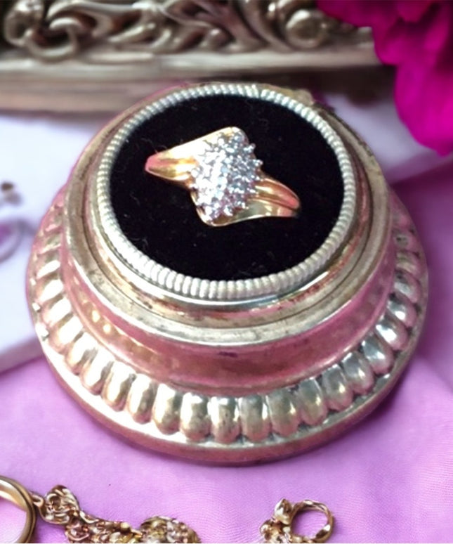 10k gold diamond ring vintage cluster dinner