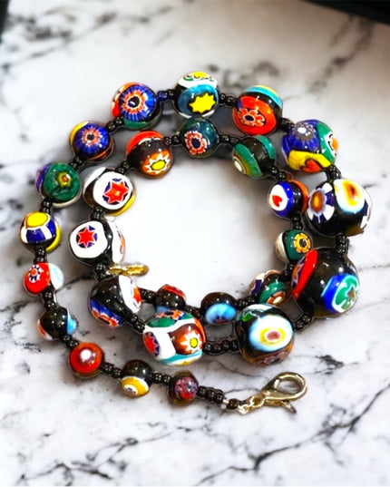 Vintage Graduated Italian Italy Venetian glass bead necklace Millefiore