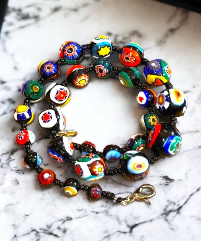 Vintage Graduated Italian Italy Venetian glass bead necklace Millefiore