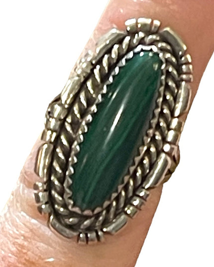Vintage Southwestern Sterking silver 925 Malachite Oval statement ring Handmade