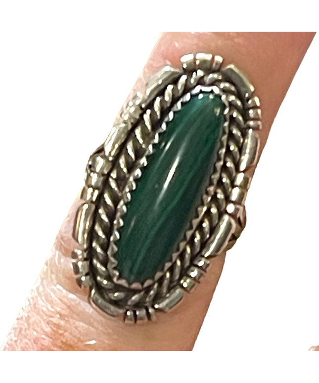 Vintage Southwestern Sterking silver 925 Malachite Oval statement ring Handmade