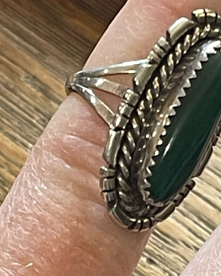 Vintage Southwestern Sterking silver 925 Malachite Oval statement ring Handmade
