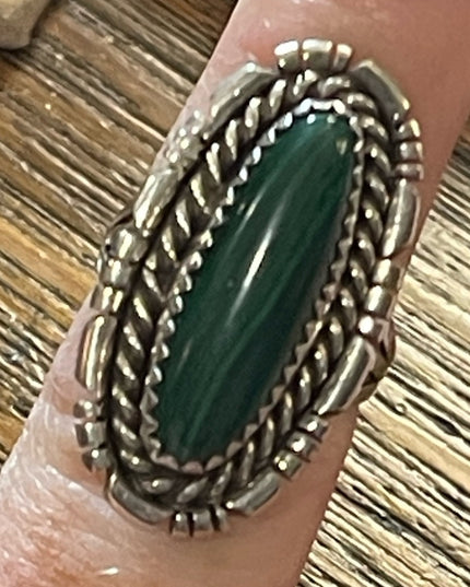 Vintage Southwestern Sterking silver 925 Malachite Oval statement ring Handmade