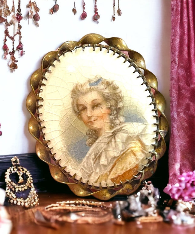 Vintage 1930s Ceramic handpainted antiqued distressed Lady cameo brooch
