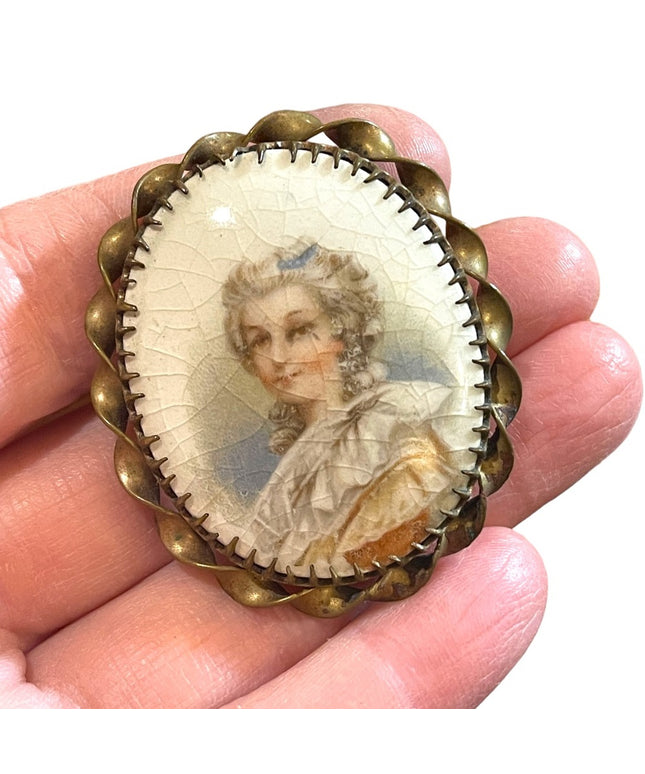 Vintage 1930s Ceramic handpainted antiqued distressed Lady cameo brooch