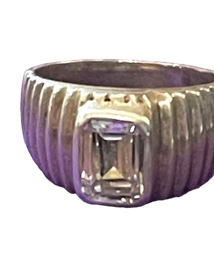 Sterling silver 925 Ornate fancy 1970s style Ribbed pleated ring