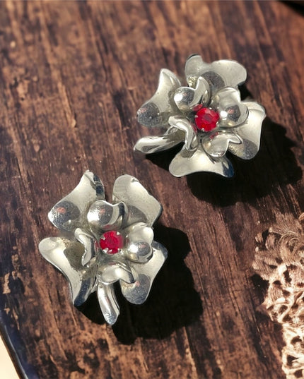 Vintage 1960s Sterling with crystal Flower screw back earrings