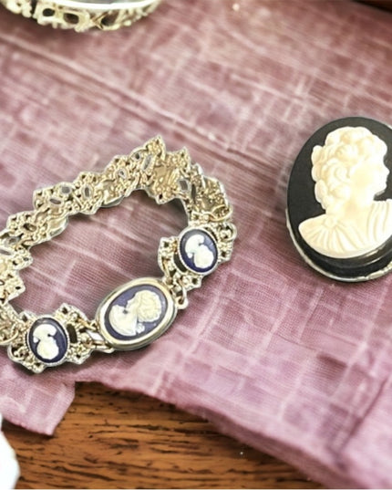 Vintage resin Cameo pairing brooch & bracelet silver finish