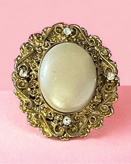 Vintage gold finish  with rhinestones and faux pearl fancy scarf clip