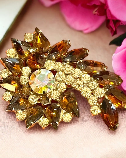 Vintage Large carmel brown crystal clear brooch AB 1960s