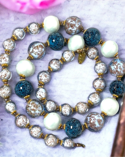 Vintage Italian Venetian Murano glass bead necklace Italy copper spun blue hues