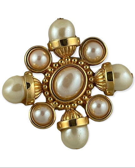 Vintage Magestic gold and faux pearl stunning brooch 1980s
