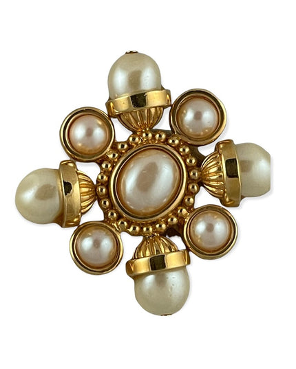 Vintage Magestic gold and faux pearl stunning brooch 1980s