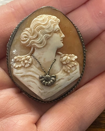 Stunning sterling silver Antique Hand made carved large brooch cameo