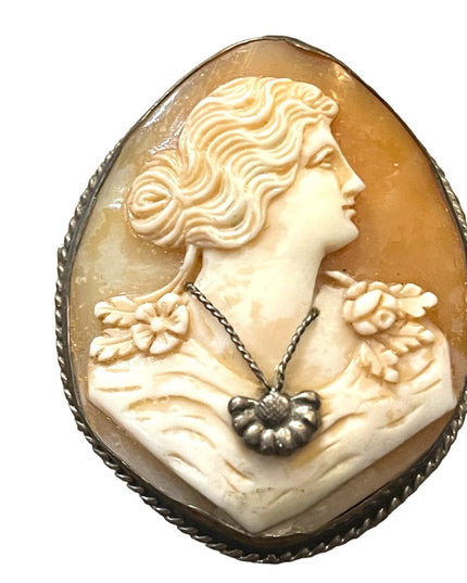 Stunning sterling silver Antique Hand made carved large brooch cameo