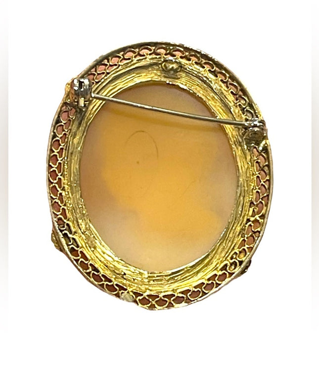 Lovely gold plate shell carved cameo brooch pendant large vintage