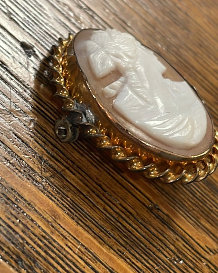 - Vintage Art Deco style Gold filled carved shell RF cameo lady