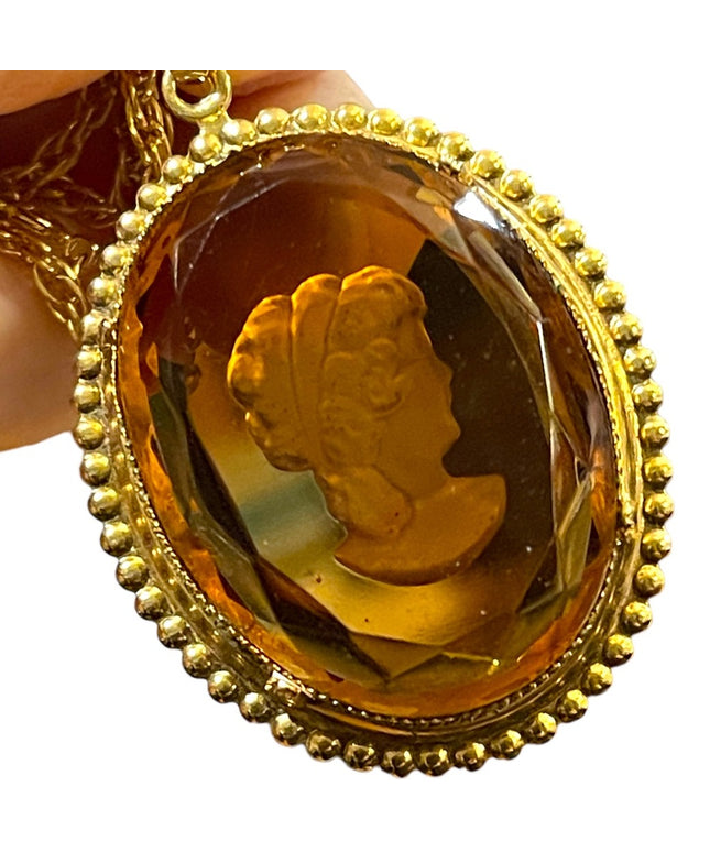 Vintage large Amber glass etched intalgio reverse  cameo gold finish necklace