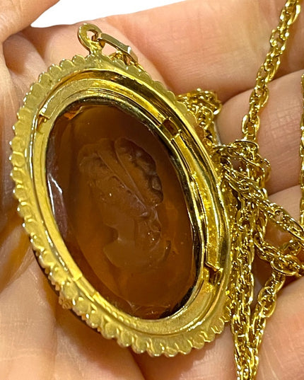 Vintage large Amber glass etched intalgio reverse  cameo gold finish necklace