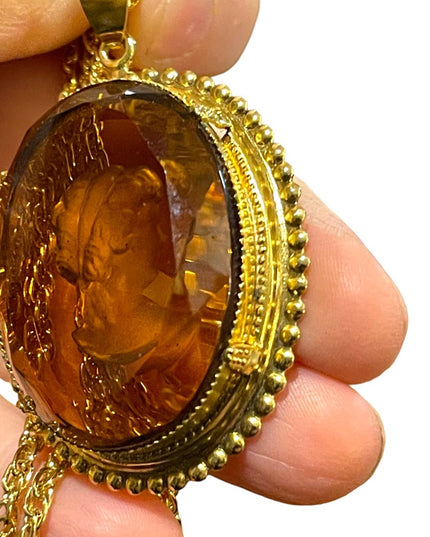 Vintage large Amber glass etched intalgio reverse  cameo gold finish necklace