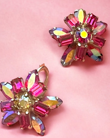 Vintage 1950s Pink Fuscia Ab Crystal SHERMAN flower screw back earrings
