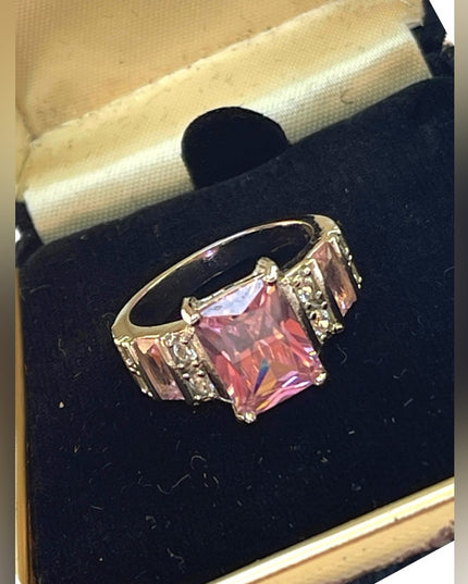 Stunning sterling silver 925 Pink ice CZ Sz 10 ring