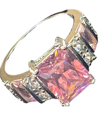 Stunning sterling silver 925 Pink ice CZ Sz 10 ring