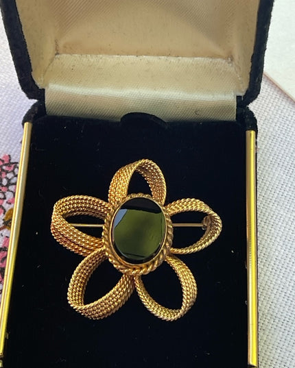 Vintage 1960s Winard Fancy gold filled 12k Ornate black onyx flower brooch