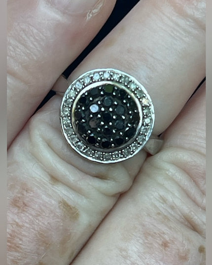 Authentic black & white diamond stunning sterling silver 925 fancy cluster ring