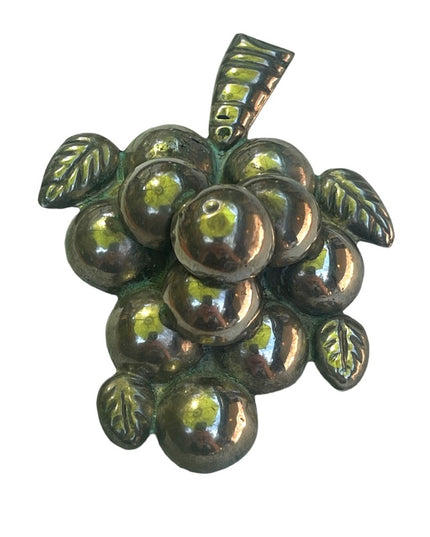 Lovely vintage sterling silver Mexico Wine grapes LARGE brooch