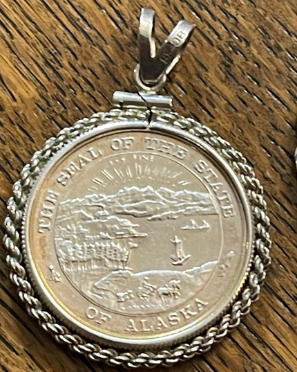 1996 Great seal of Alaska 999 Silver medal pendant & 925  rope sterling chain