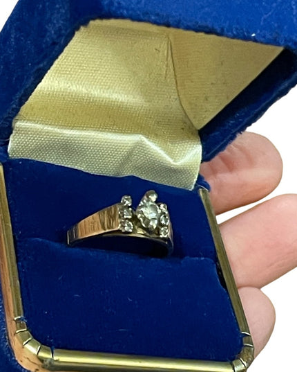 Vintage 1970s Dynasy 14k GOLD Diamond Engagement Ring