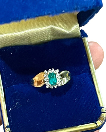 Vintage 10k GOLD Emerald & Diamond ring 1960s