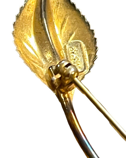 Lovely 1960s Boyd Bond sterling gold wash silver flower ornate lapel brooch
