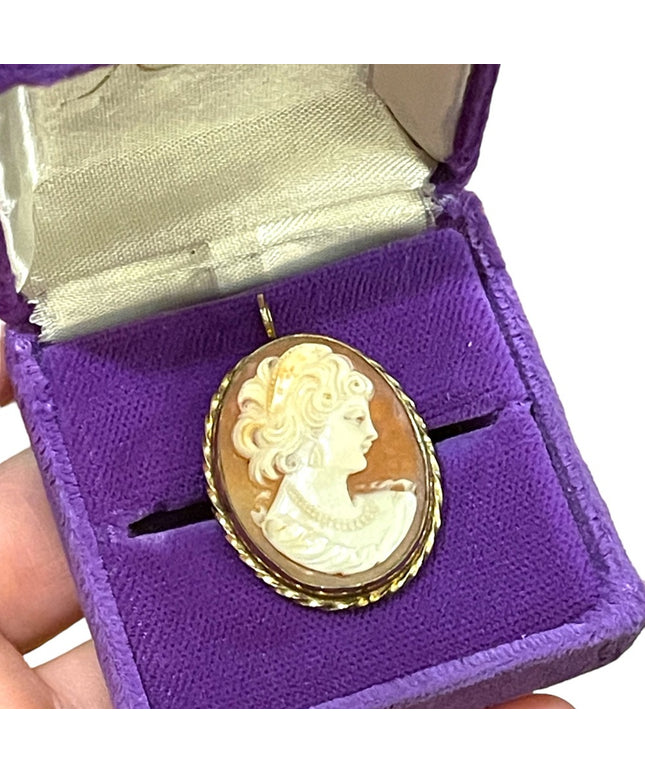 Vintage 1960s 12k Gold filled GF Carved shell cameo pendant