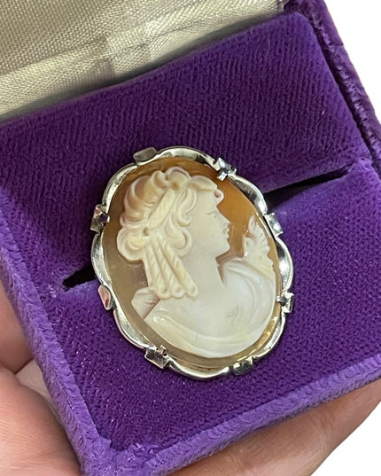 Lovely vintage 1970s Fancy sterling silver 925 Carved lady shell brooch pendant