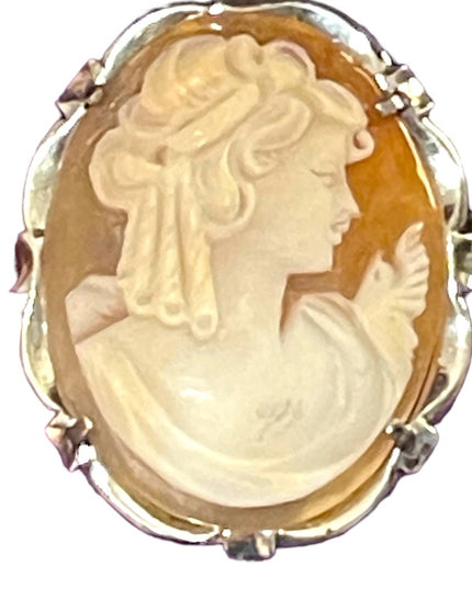 Lovely vintage 1970s Fancy sterling silver 925 Carved lady shell brooch pendant