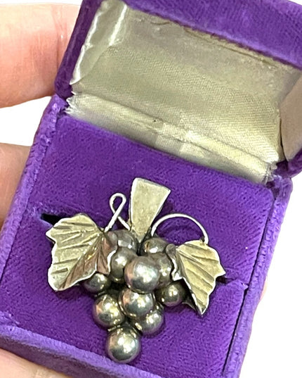 Vintage sterling silver 925 designer grapes pendant brooch