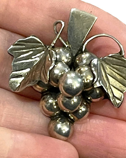 Vintage sterling silver 925 designer grapes pendant brooch