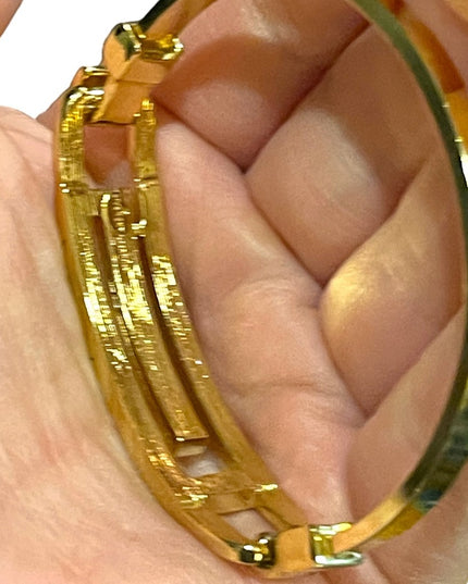 Lovely gold finish GIVENCHY Authentic fancy bracelet